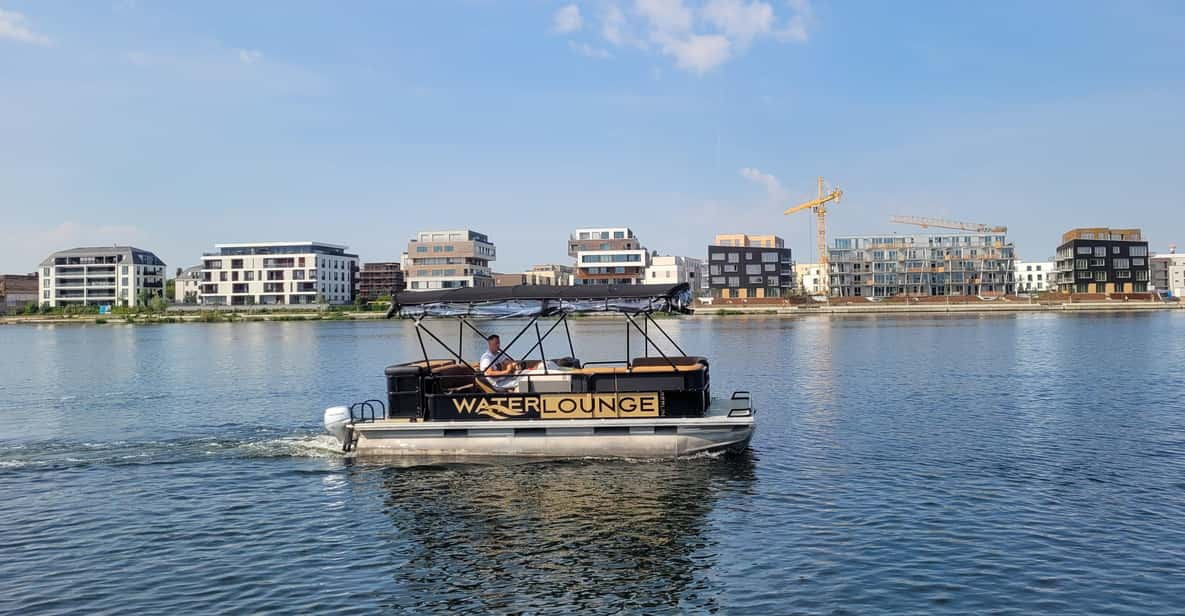 Berlin: Explore Berlin From the Water on Our Pontoon Boat - Boat Features and Amenities