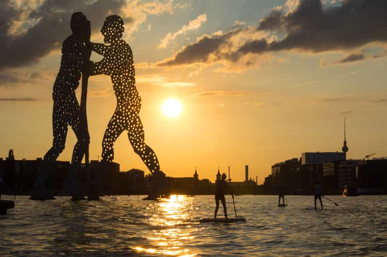 Berlin: SUP Sunset Tour to the Molecule Man - Activity Highlights