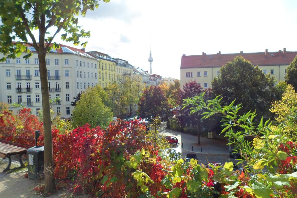 Berlin: Walking Tour of Prenzlauer Berg - Experience Highlights