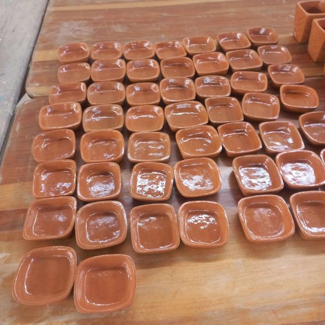 Best Pottery Class on Santiago Island - Location and Setting