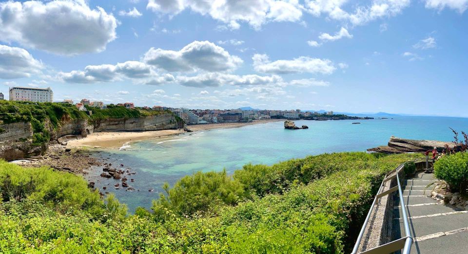 Biarritz: Private Transfer To/From Airport & Train Station - Vehicle and Driver Details