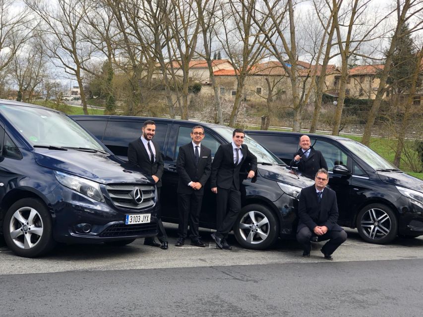 Bilbao Airport Transfers to Vitoria-Gasteiz - Vehicle and Amenities