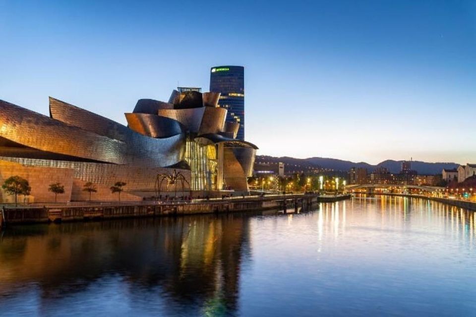 Bilbao : Private Custom Walking Tour With a Local Guide - Experience and Highlights