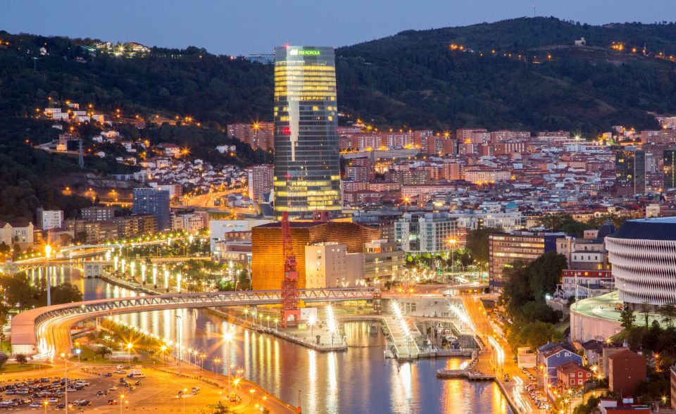 Bilbao: Small-Group Guided Walking Tour - Itinerary