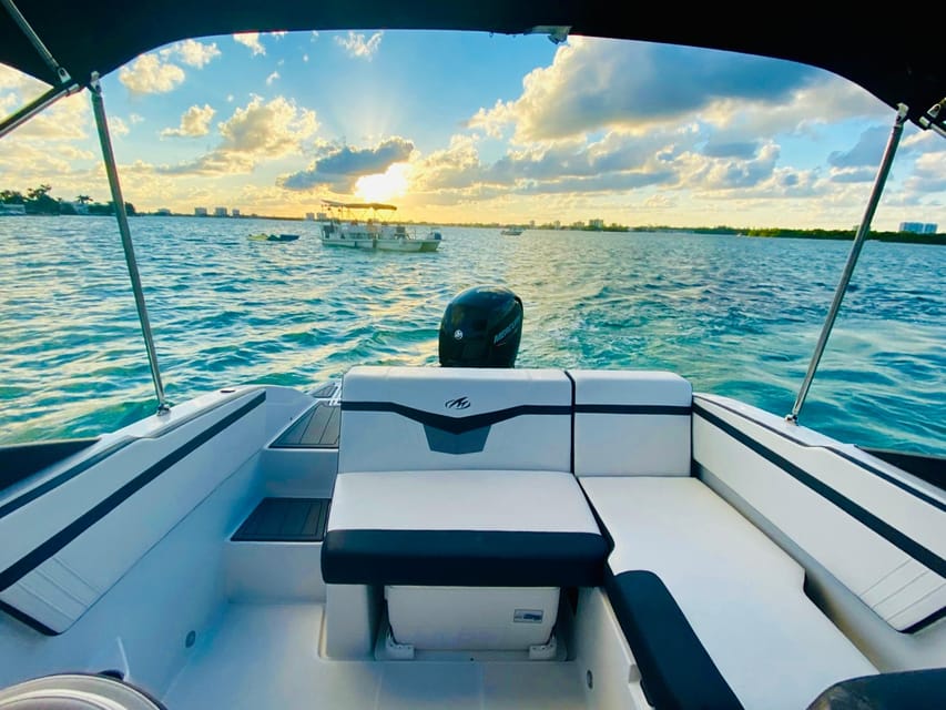 Boat Rental With Captain in Miami Beach - up to 6 People - Itinerary and Experience