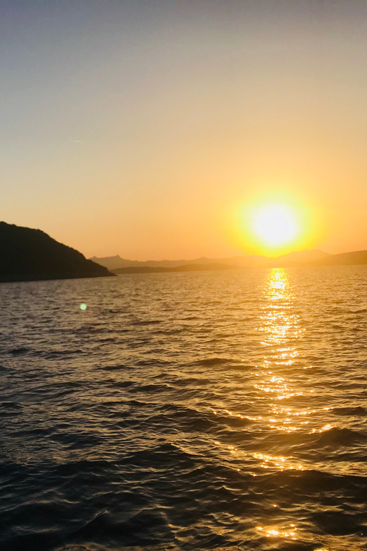 Bodrum: Private Sunset Yacht Tour With Dinner - Itinerary Details