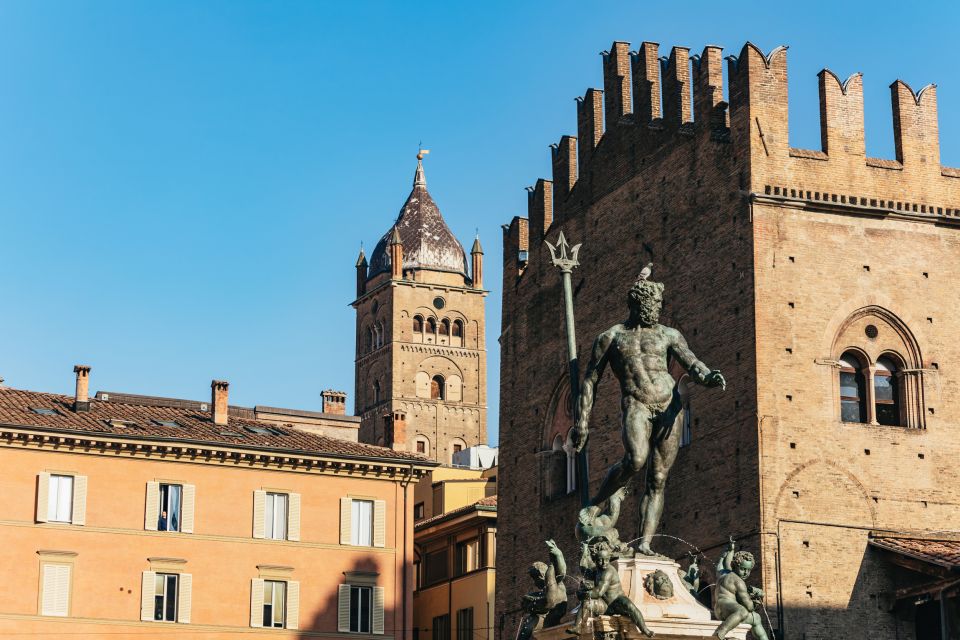 Bologna: City Center Walking Tour - Key Stops on the Route