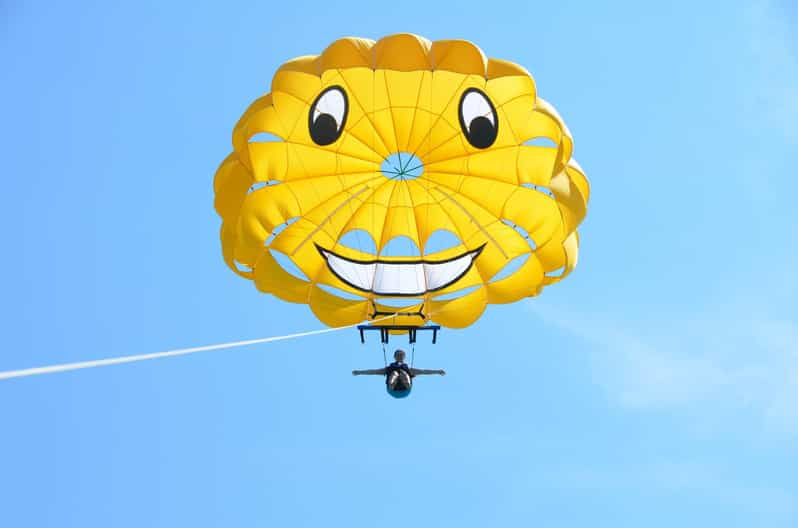 Boracay Parasailing - Pricing and Inclusions