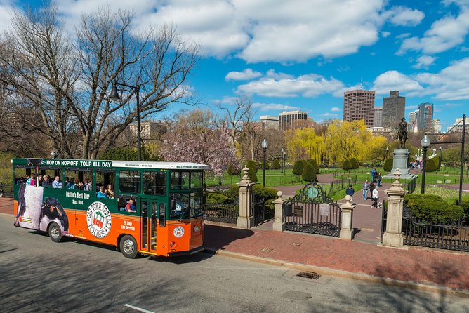 Boston Hop-On Hop-Off Trolley Tour With 14 Stops - Traveler Ratings