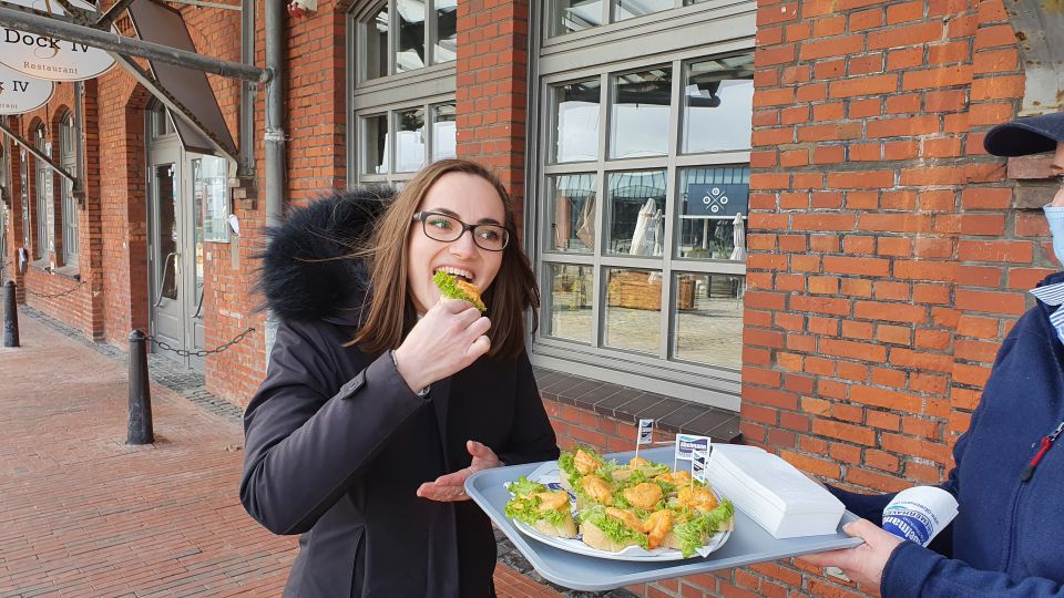 Bremerhaven: Fish Bite Guided Walking Tour - Experience Highlights