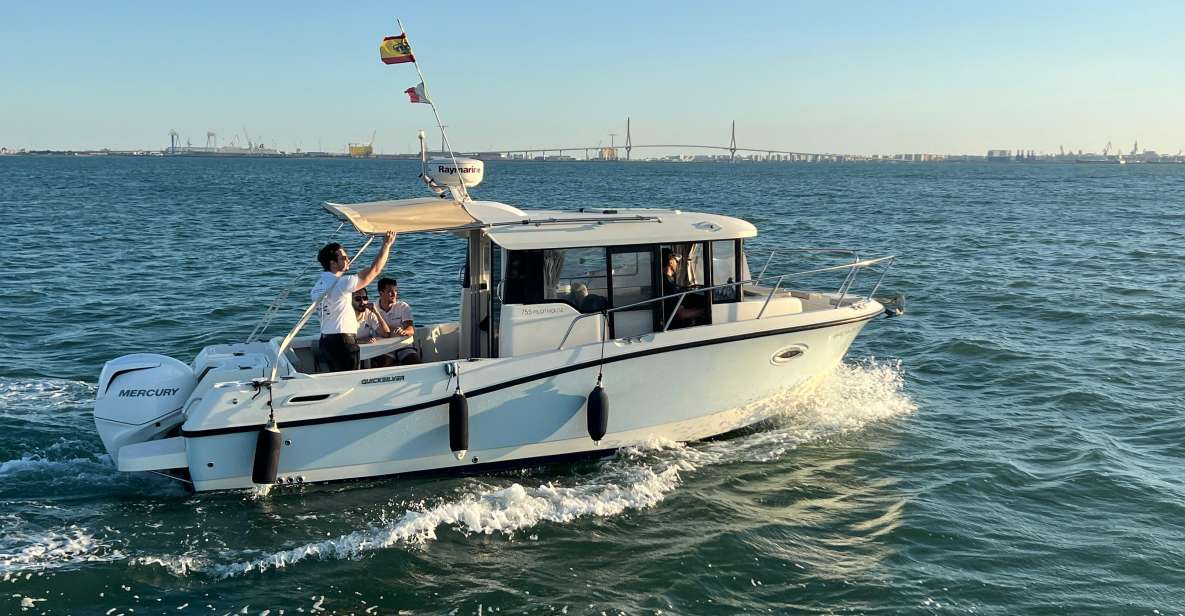 Cadiz Bay: 3 Hours Tour in a Private Boat in the Cadiz Bay - Itinerary Highlights