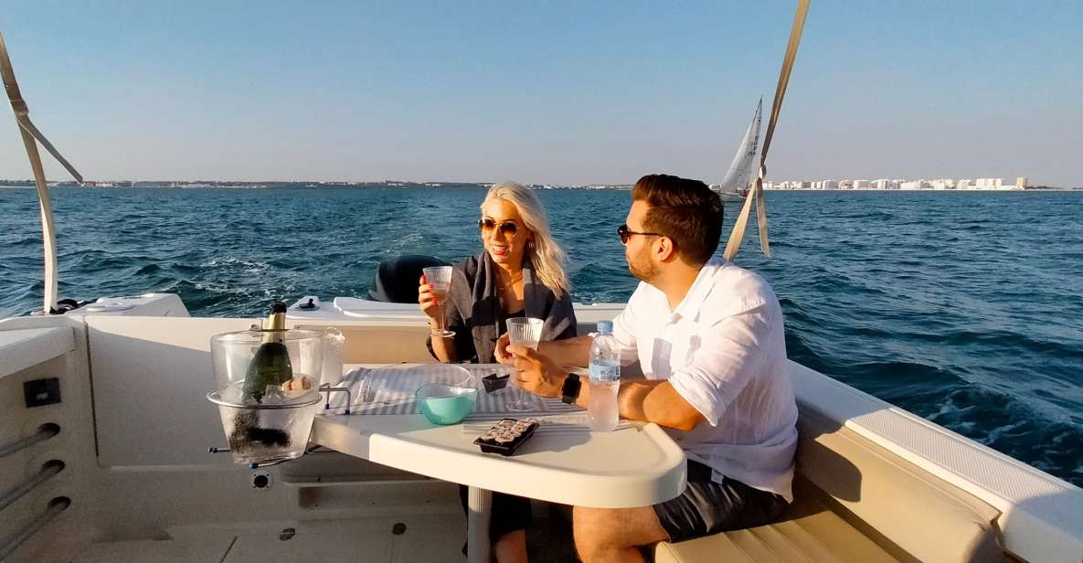 Cádiz: Private Sun Cruise for 2 With Aperitif and Wine - Cruise Highlights