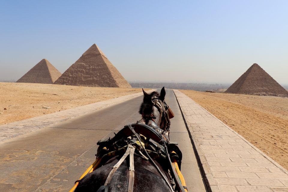 Cairo: Giza Pyramids Tour and Horse Carriage Ride - Itinerary Details