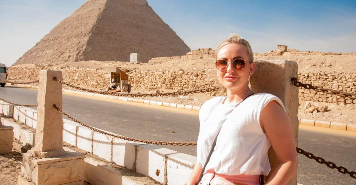 Cairo: Pyramids, Bazaar & Museum With Female Guide - Itinerary Highlights