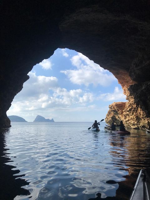 Cala Codolar: Guided Sea Kayaking and Snorkeling Tour - Itinerary and Experience