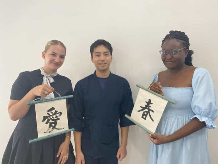 Calligraphy and Kakejiku(Hanging Scroll) Making in TOKYO - Cultural Importance of Kakejiku