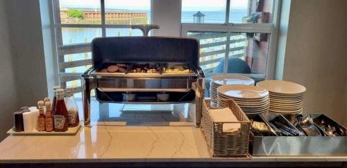 Cannery Pier Hotel & Spa - Guest Ratings and Feedback