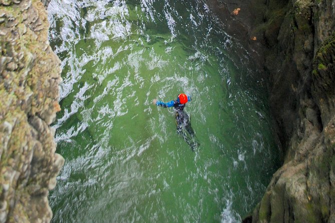 Canyoning Discovery of Furon Bas in Vercors - Grenoble - Group Size and Accessibility