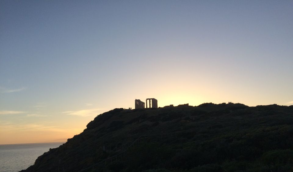 Cape Sounio Sunset Tour With a Stop to Vouliagmeni Lake - Highlights of Vouliagmeni Lake