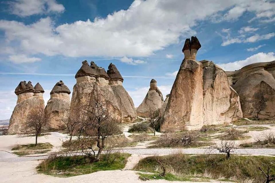 Cappadocia Red Tour With Open Air Museum and Tour Guide - Itinerary Highlights