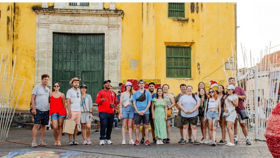 CARTAGENA: FULL CITY TOUR & LUNCH AT BOURDAIN FAVORITE SPOT - Highlights of the Itinerary