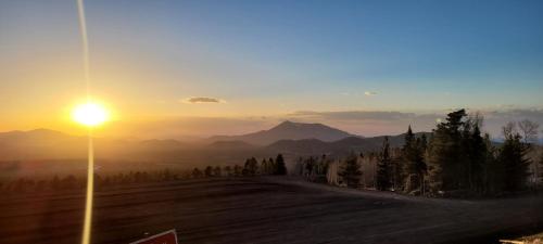CASTLE ROCK - Good To Know