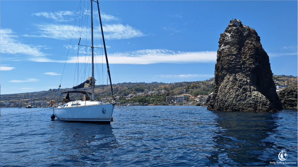 Catania: Half-Day Boat Trip to Acitrezza - Tips for a Great Experience