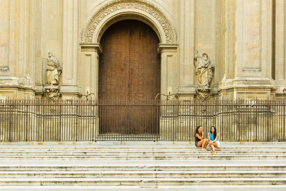 Cathedral and Royal Chapel With Albaicín and Sacromonte - Schedule and Timing