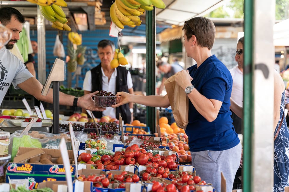 Cava De Tirreni: Market & Cooking Demo at a Locals Home - Market Tour Highlights