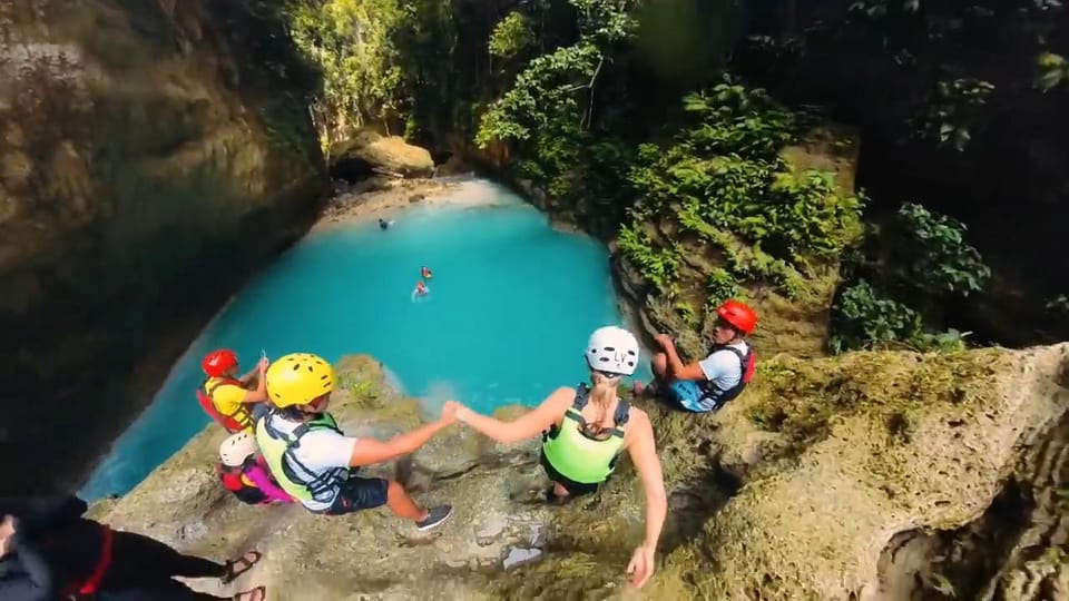 Cebu JoinTour:Moalboal Pescador Island & Badian Canyoneering - Itinerary and Activities