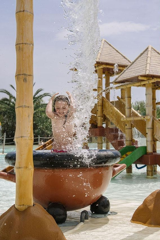 Cecina: Acqua Village Water Park Entry Ticket - Park Features