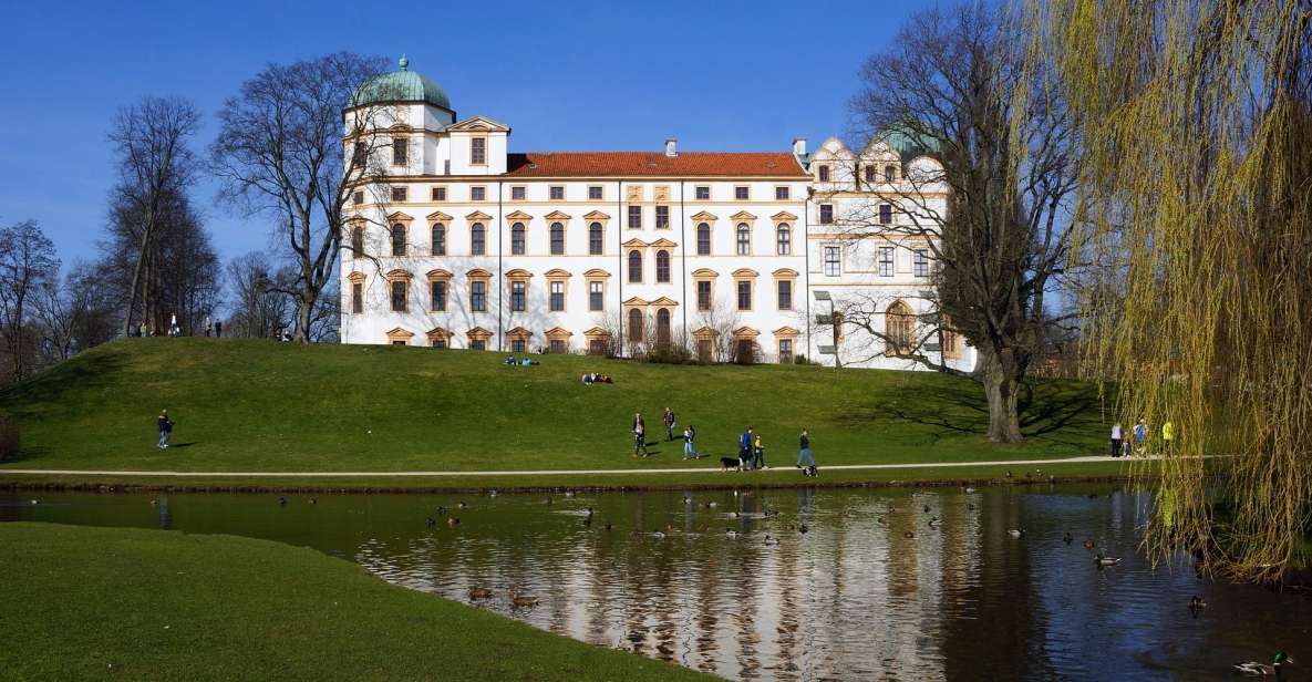 Celle: Private Guided Walking Tour - Historical Significance