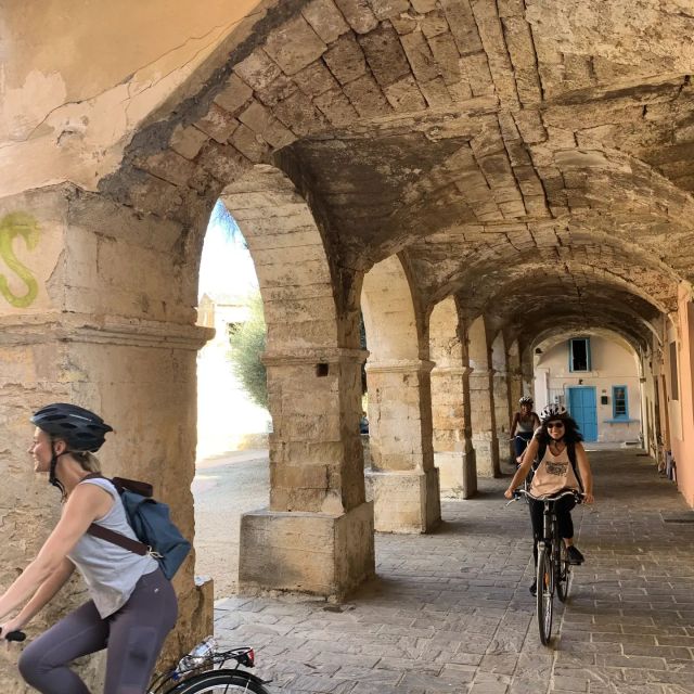 Chania: City Highlights Small Group Bike Tour - Experience Highlights