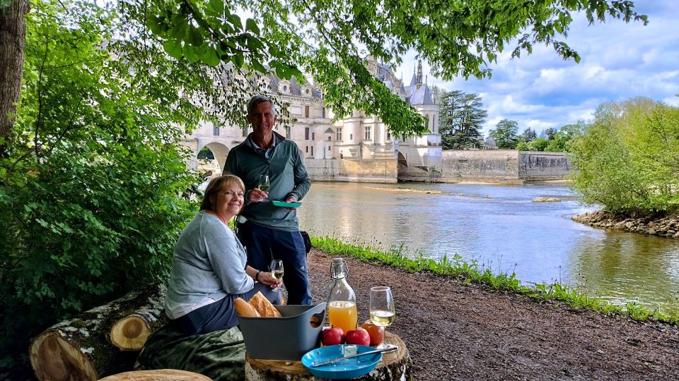 Chenonceau: Guided Ebike Ride and Wine & Cheese Picnic Lunch - Itinerary Highlights