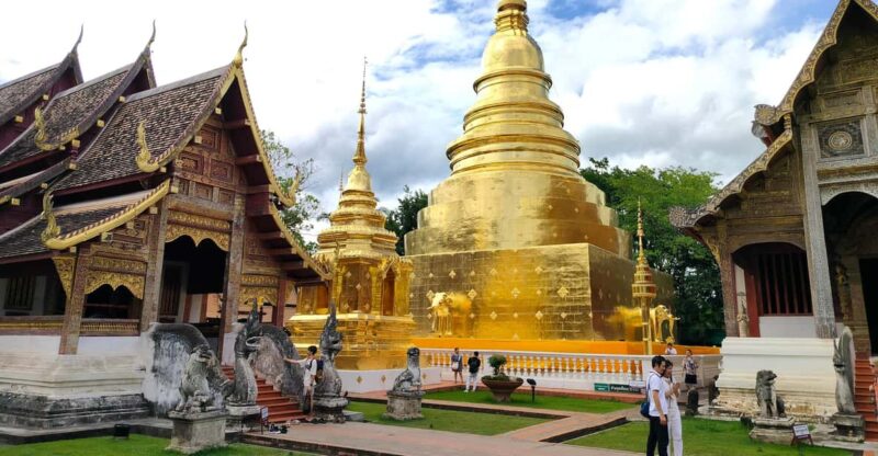 Chiang Mai: Chiang Mai Old City Twilight Walking Tour - Itinerary and Highlights