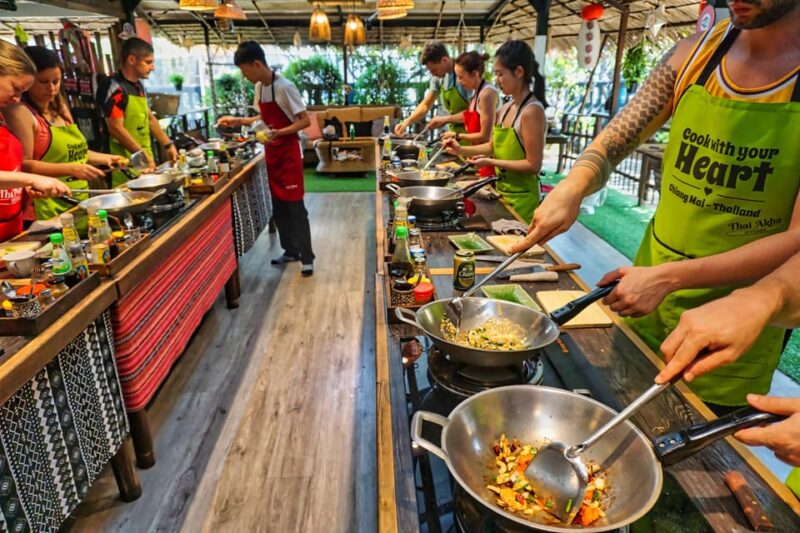 Chiang Mai: Traditional Thai-Akha Cooking Class& Market Tour - Cooking Class Menu