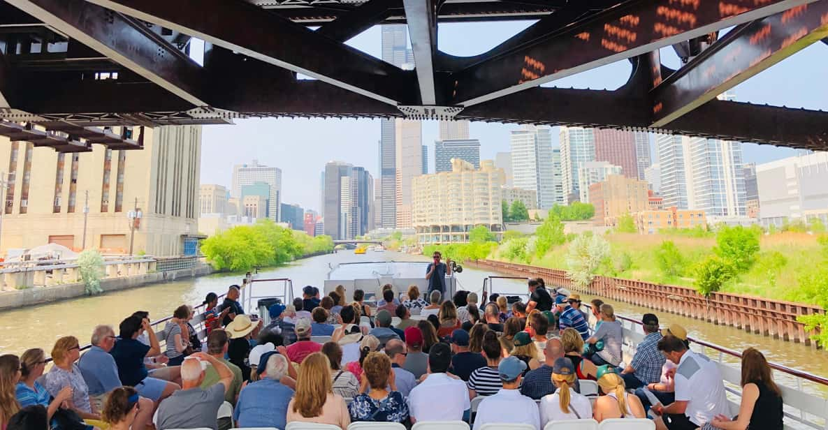 Chicago River: 90-Min Architecture Boat Tour - Architectural Highlights