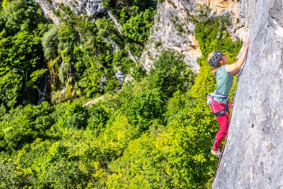 Climbing: Montmirail Lace - Experience Highlights