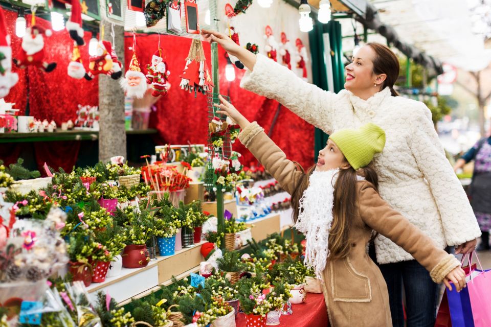 Cologne: Christmas Market Magic With a Local - Group Size and Language