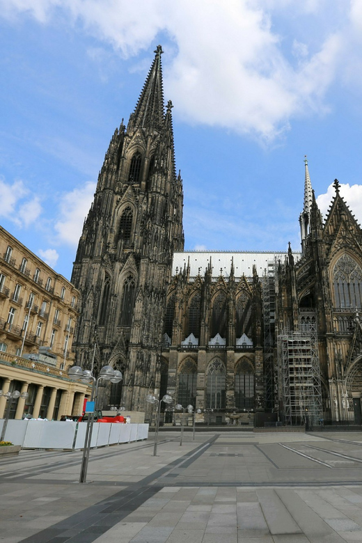 Cologne: Highlights App Guided Tour With Puzzles - Frequently Asked Questions