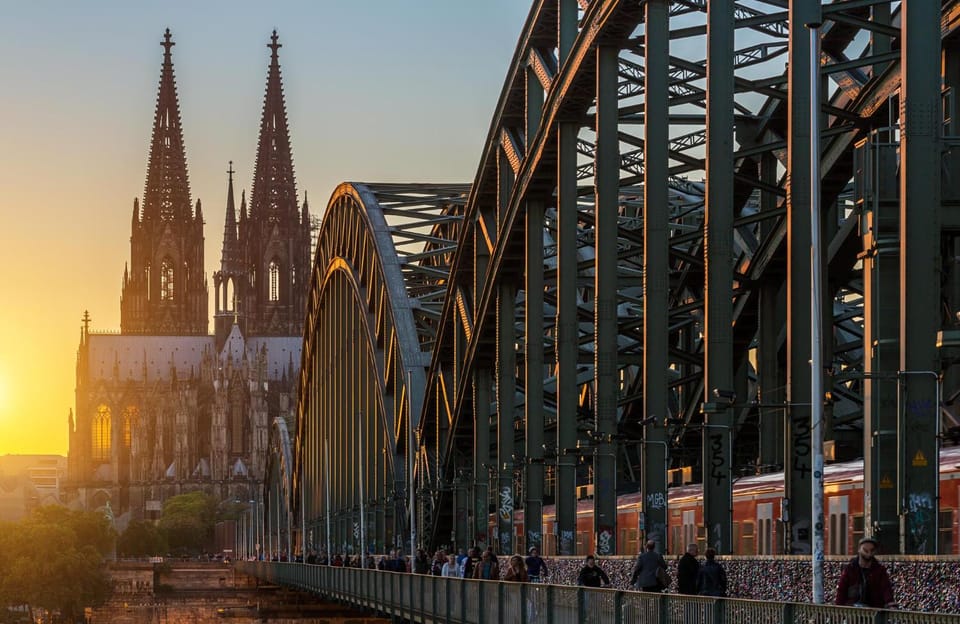 Cologne: Insta-Perfect Walk With a Local - Tour Highlights