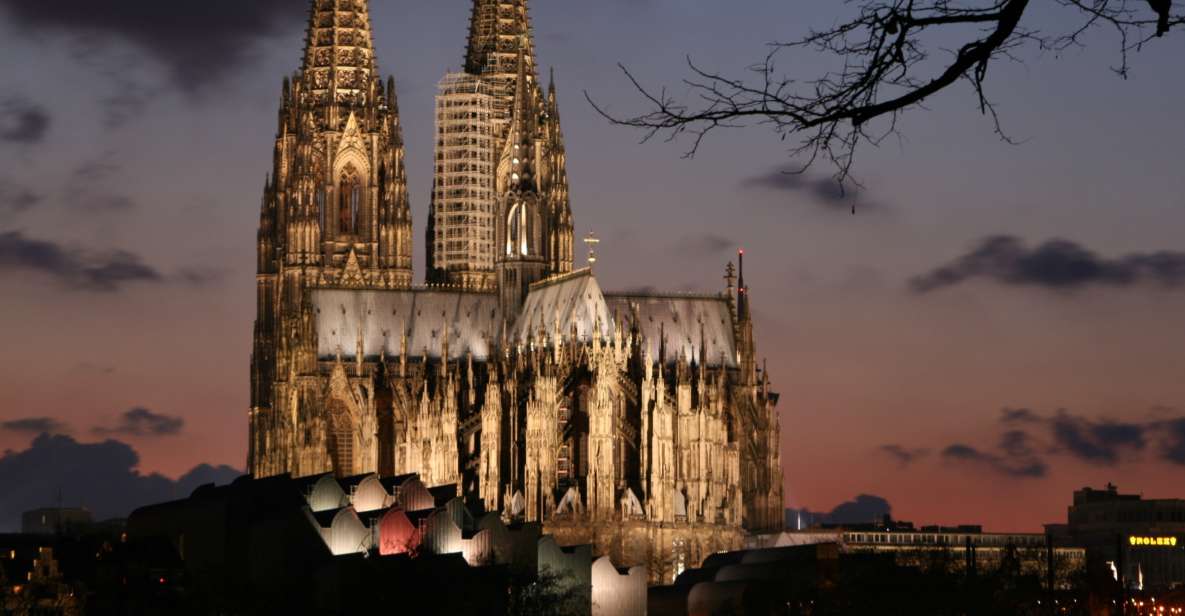 Cologne: Legends and History Tour in German - Experience Highlights