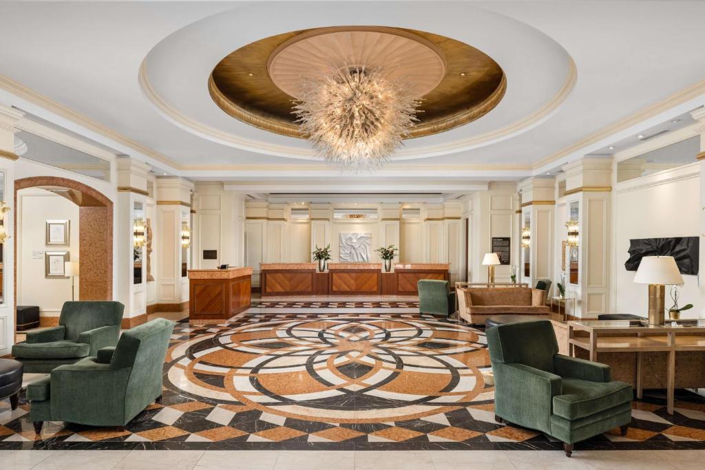 Conrad Indianapolis - Amenities and Services