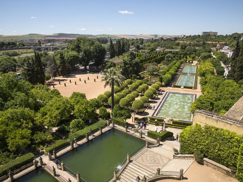 Cordoba: Alcazar Guided Tour and Skip-the-Line Ticket - Experience Highlights