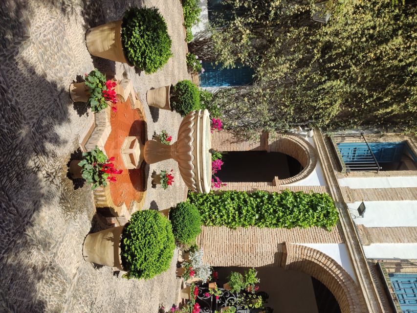 Córdoba: Private Bike Highlights Tour With Personal Guide - Tour Overview