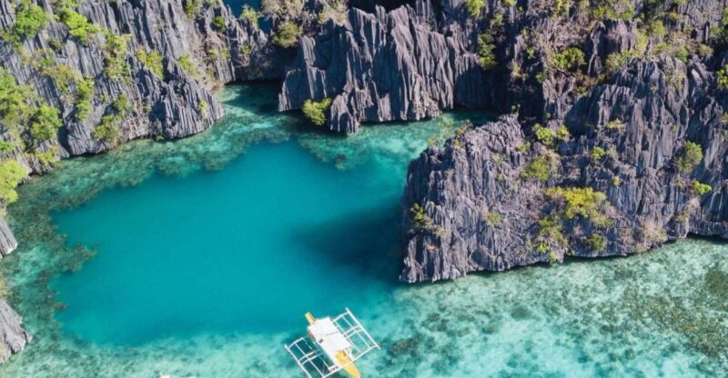 Coron Private Tour B: Barracuda Lake and Smith Beach - Experience Highlights