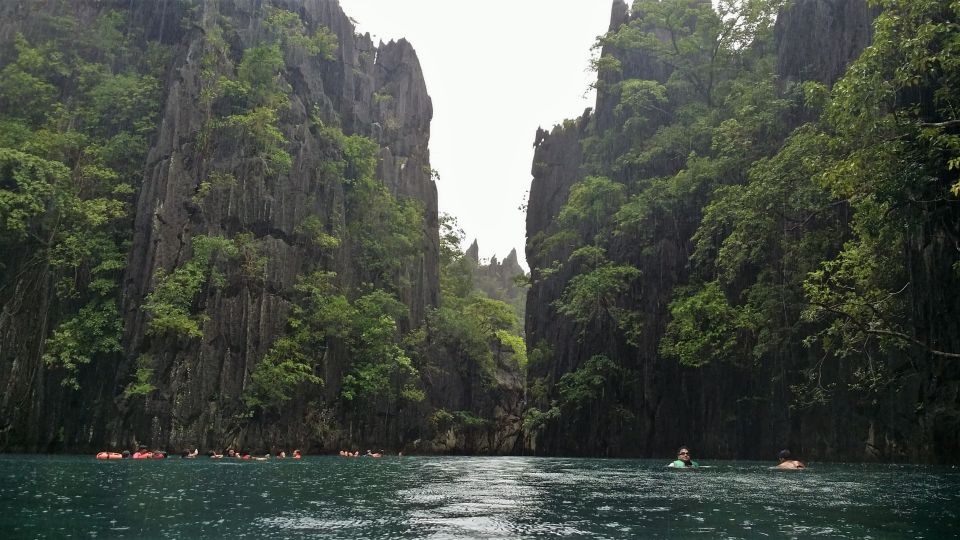 Coron Tour A: Kayangan Lake & Quin Reef Tour With Lunch - Itinerary Highlights