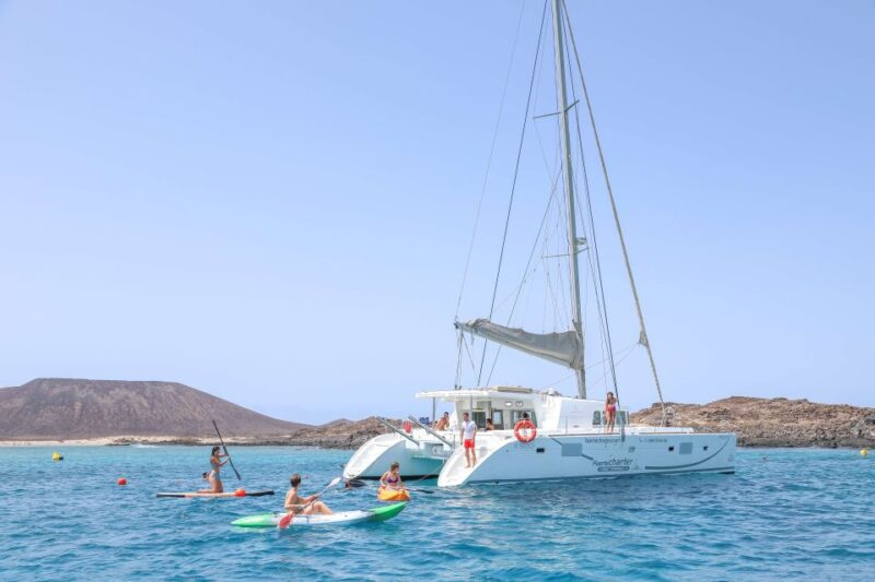 Corralejo: Adults-Only Catamaran Day Trip to Lobos Island - Itinerary and Activities