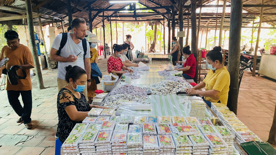 Cu Chi Tunnels & Mekong 1 Day Tour - A Perfect Combination - Exploring the Mekong Delta