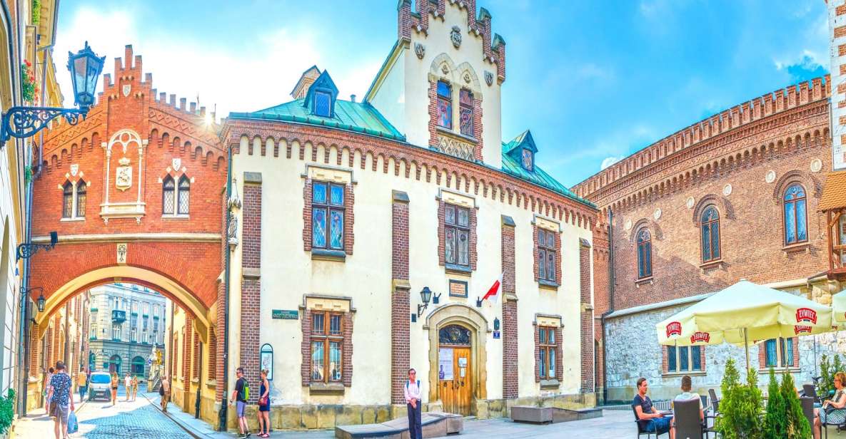 Czartoryski Palace Museum Tickets and Krakow Old Town Tour - Tour Highlights and Experience